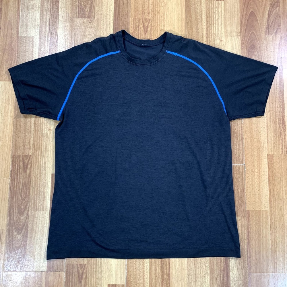 Lululemon Shirt Mens 2XL XXL Blue Yoga Gym Workout Active Short Sleeve